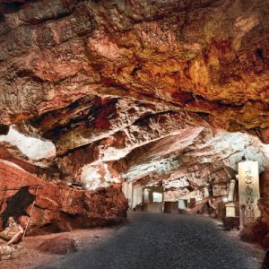 kents-cavern-3