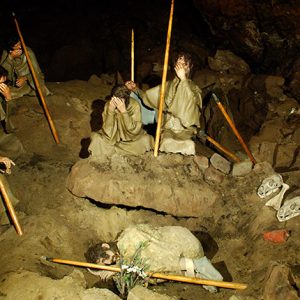 dan-yr-ogof-11