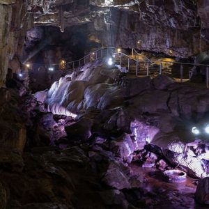 pooles-cavern-12