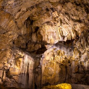 pooles-cavern-21